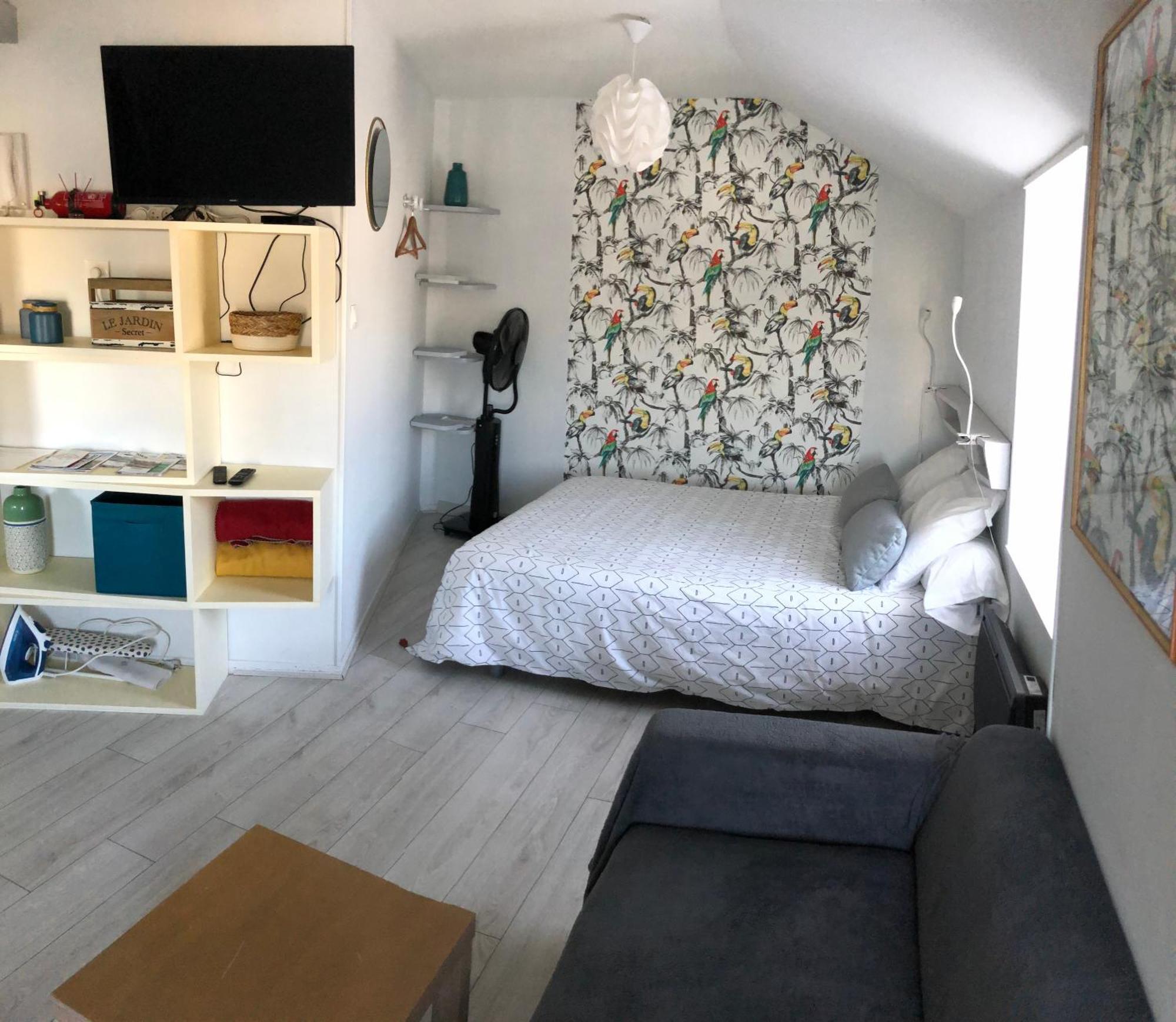 Saint Bonnet Apartment Бурж Екстериор снимка